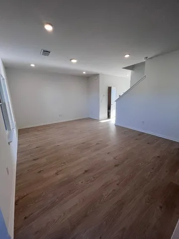 $2,125 | 417 Lake Sweetwater Lane, Buda, TX 78610