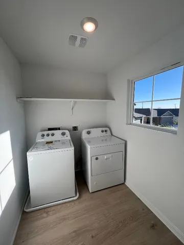 $2,125 | 417 Lake Sweetwater Lane, Buda, TX 78610