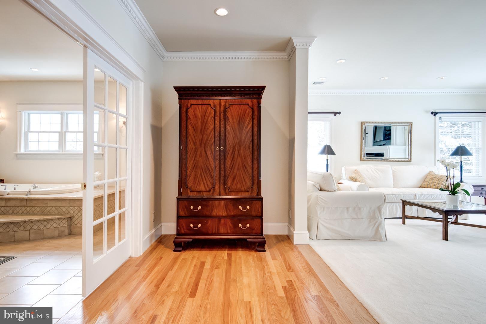 536 Atterbury Road Villanova, PA 19085 - Photo 23 of 42 Master Suite