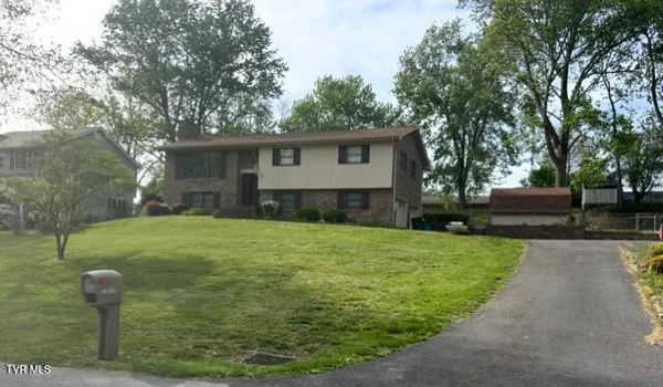 $299,500 | 164 Woodstock Lane, Bristol, VA 24201