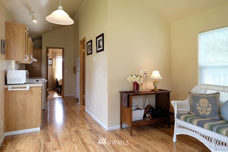 701 Schwartz Road Nordland, WA 98358 - Photo 8 of 16 Gallery Image 8