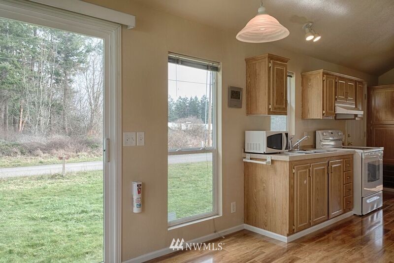 701 Schwartz Road Nordland, WA 98358 - Photo 9 of 16 Gallery Image 9