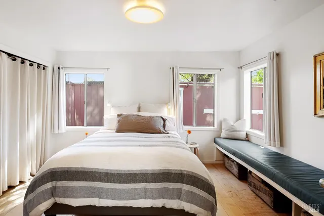 $2,300,000 | 40-42 Arenal Avenue, Stinson Beach, CA 94970