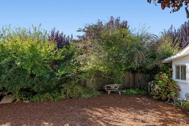 $2,300,000 | 40-42 Arenal Avenue, Stinson Beach, CA 94970