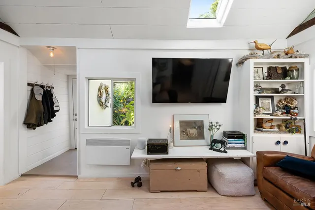 $2,300,000 | 40-42 Arenal Avenue, Stinson Beach, CA 94970