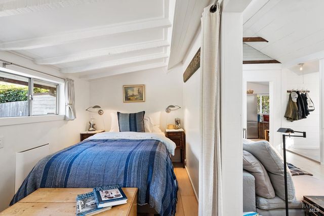 $2,300,000 | 40-42 Arenal Avenue, Stinson Beach, CA 94970