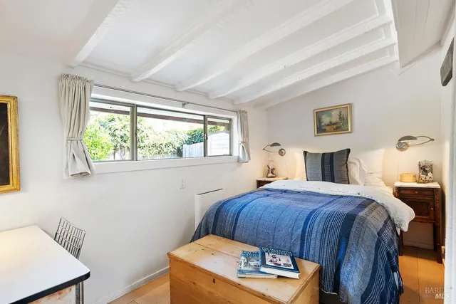 $2,300,000 | 40-42 Arenal Avenue, Stinson Beach, CA 94970