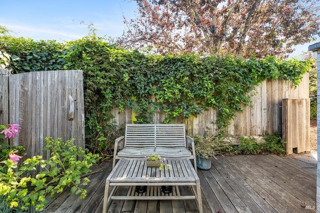 $2,300,000 | 40-42 Arenal Avenue, Stinson Beach, CA 94970