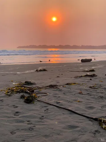 $2,300,000 | 40-42 Arenal Avenue, Stinson Beach, CA 94970