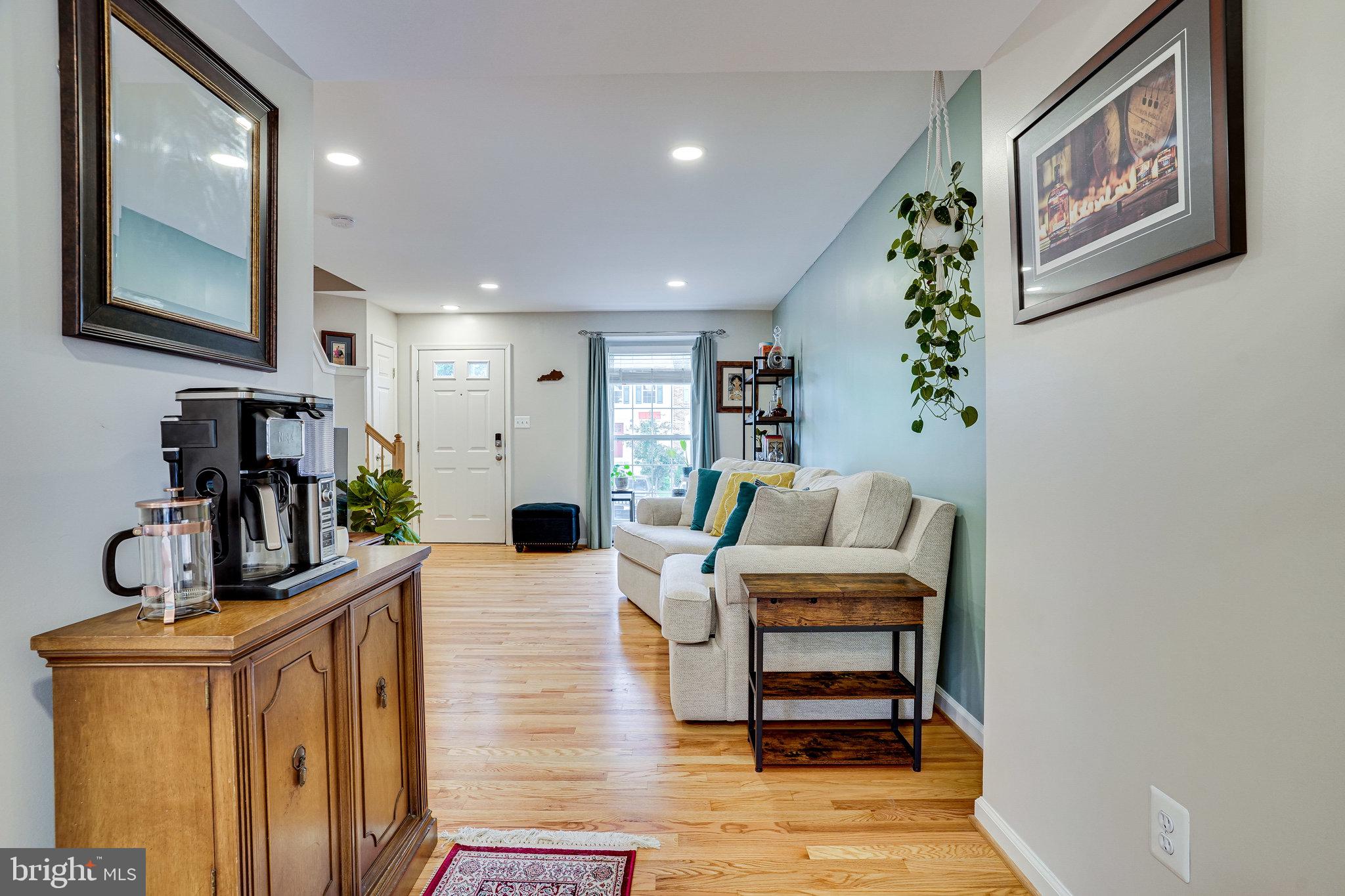 6383 Michael Robert Drive Springfield, VA 22150 - Photo 13 of 80