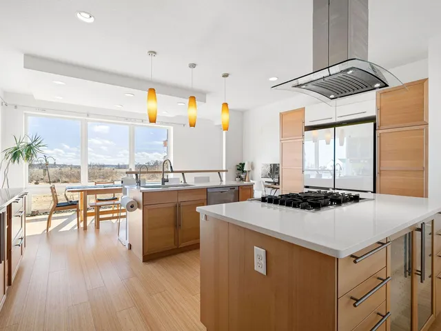 $900,000 | 2734 Galena Place Southwest, Rochester, MN 55902