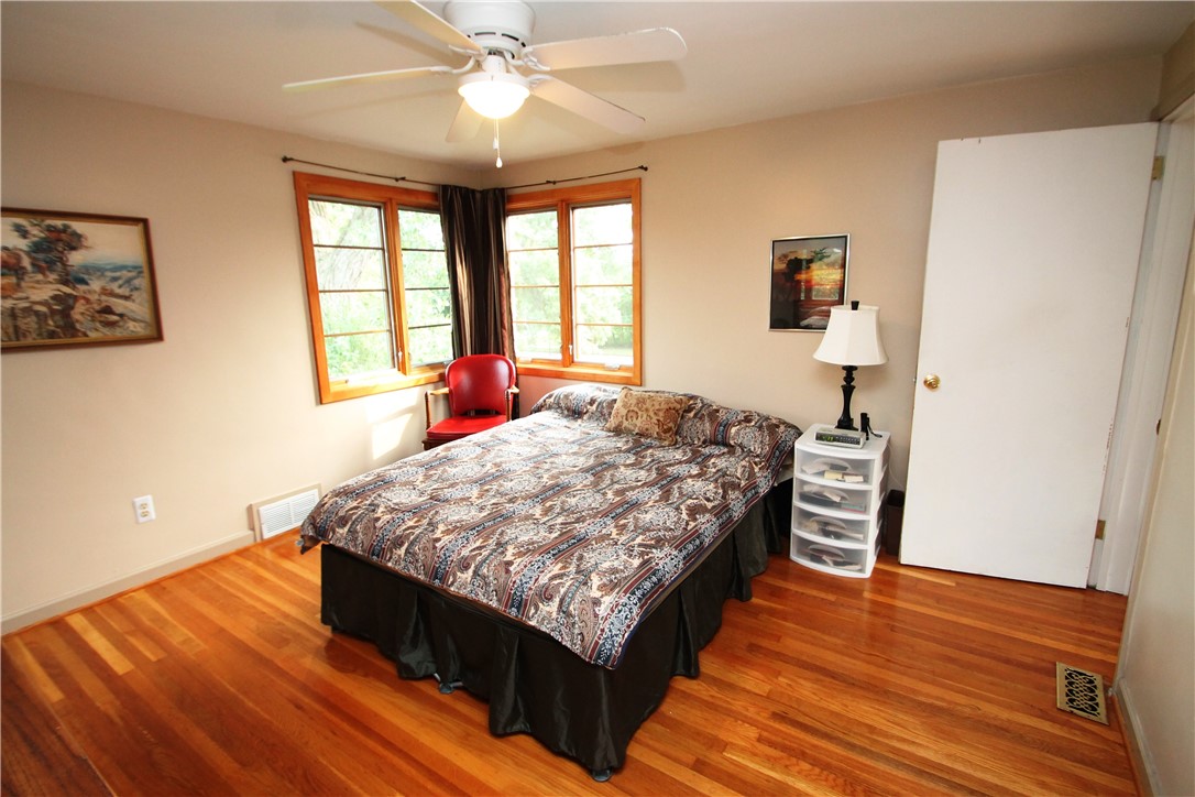 96 Azalea Road Rochester, NY 14620 - Photo 15 of 20