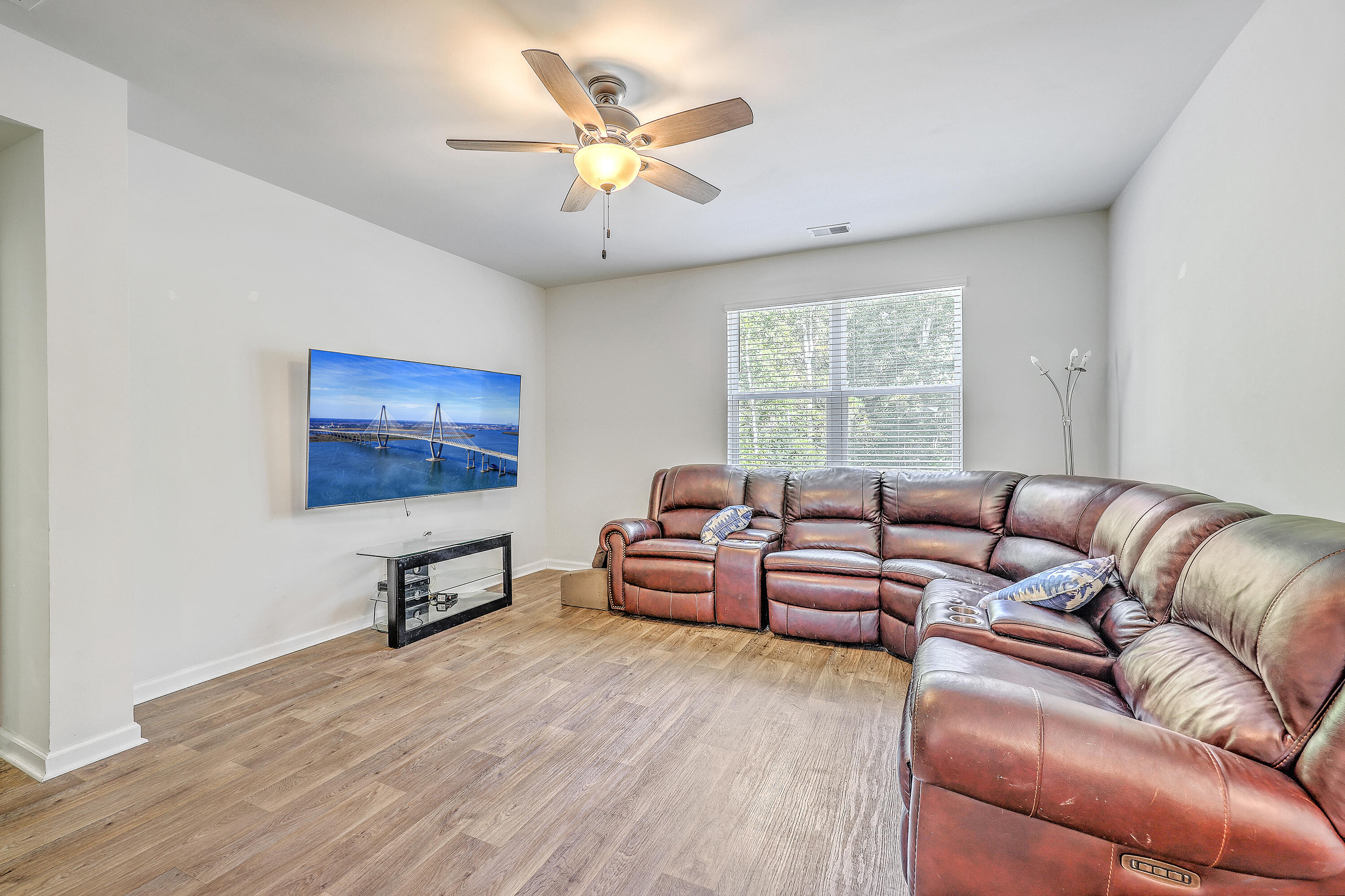 9662 Brandishing Road Ladson, SC 29456 - Photo 11 of 38 Living Area