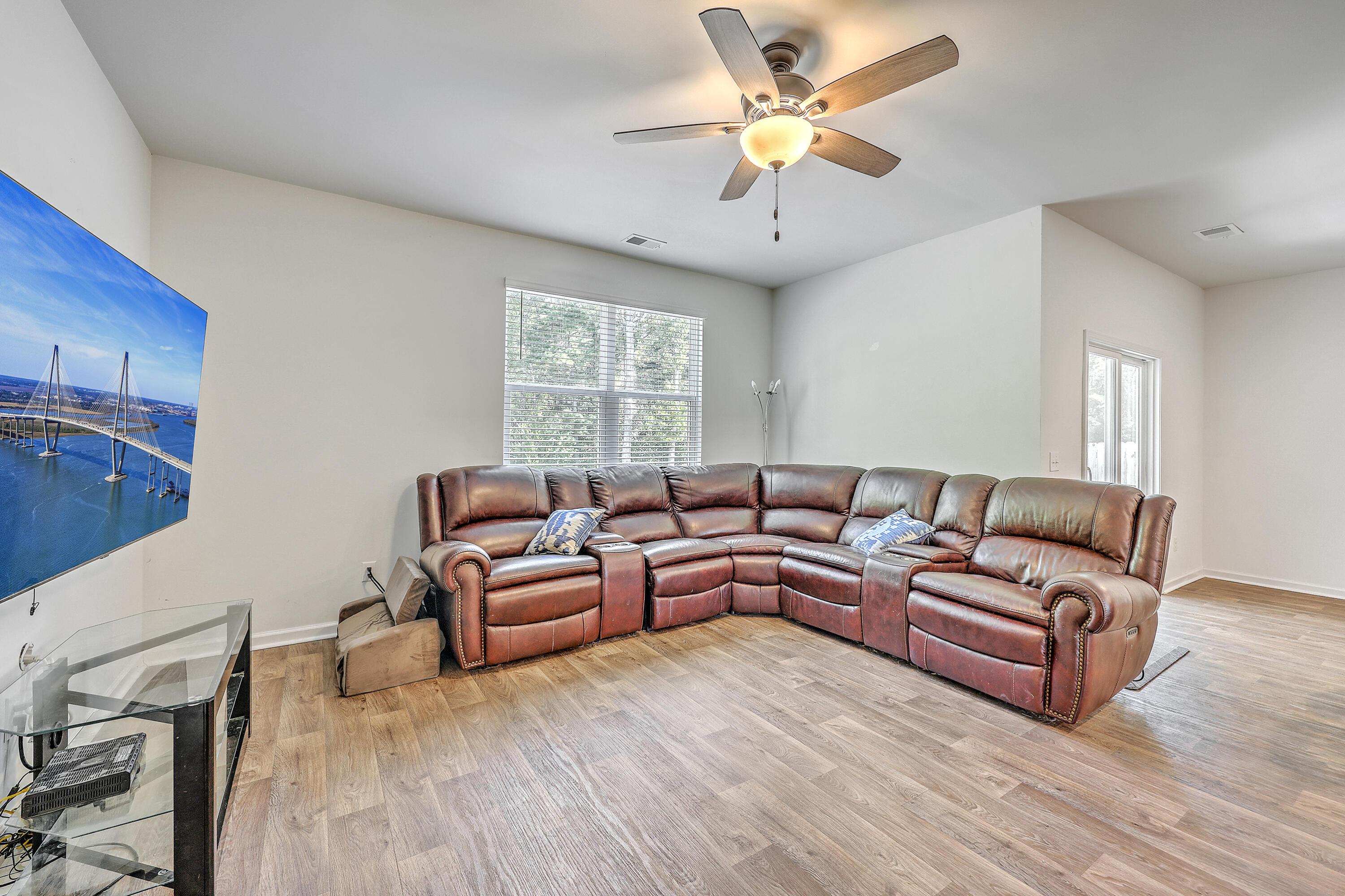 9662 Brandishing Road Ladson, SC 29456 - Photo 12 of 38 Living Area