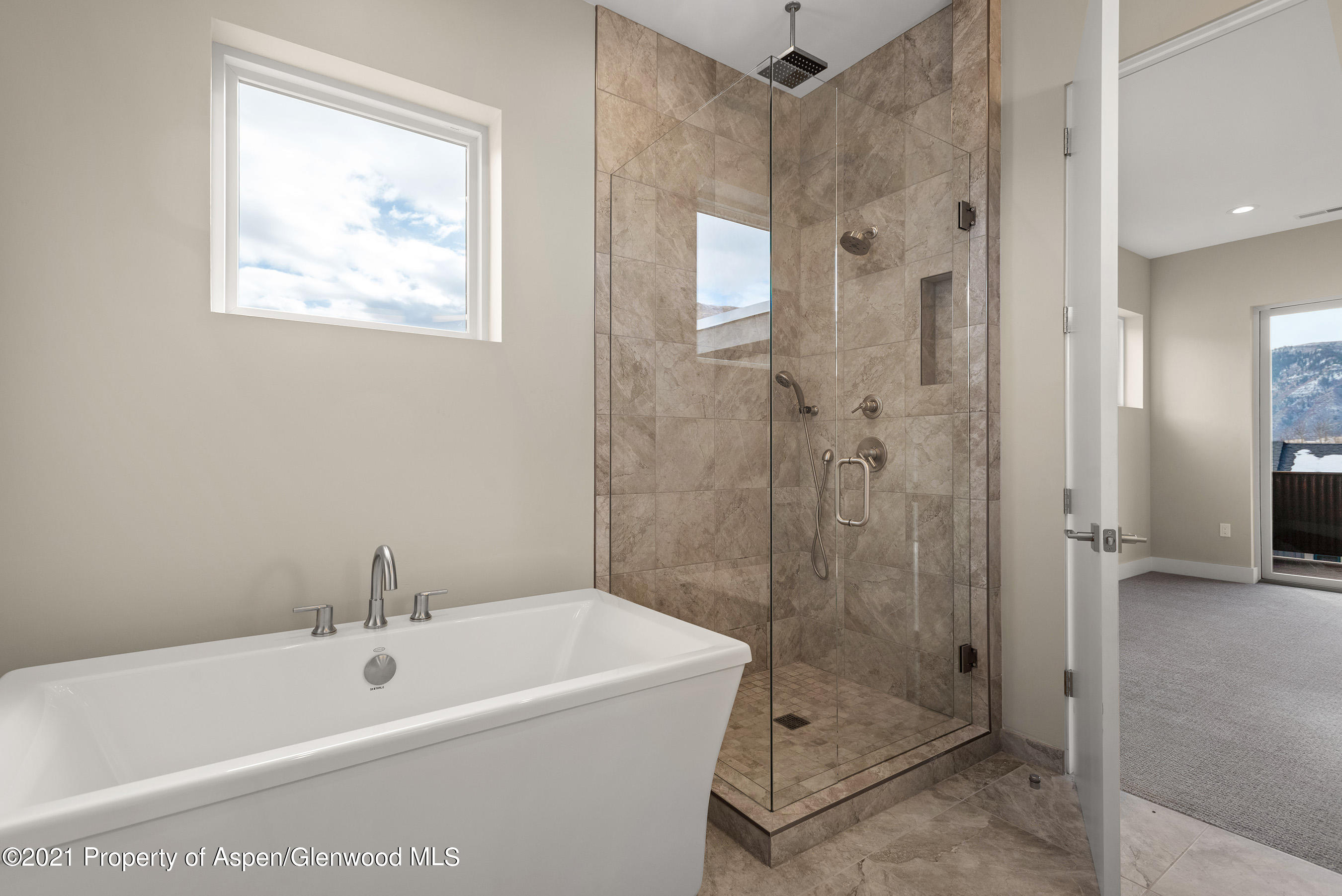 260 Overlook Ridge Carbondale, CO 81623 - Photo 27 of 39 Master bath