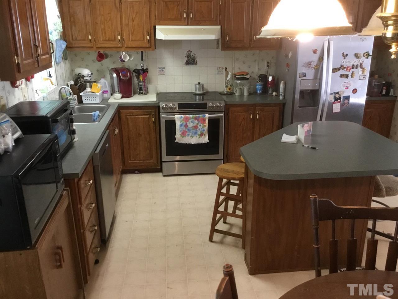 3326 Coley Road Durham, NC 27703 - Photo 8 of 30