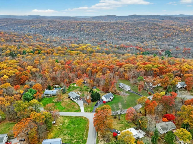 $625,000 | 37 Spruce Knolls Road, Putnam Valley, NY 10579