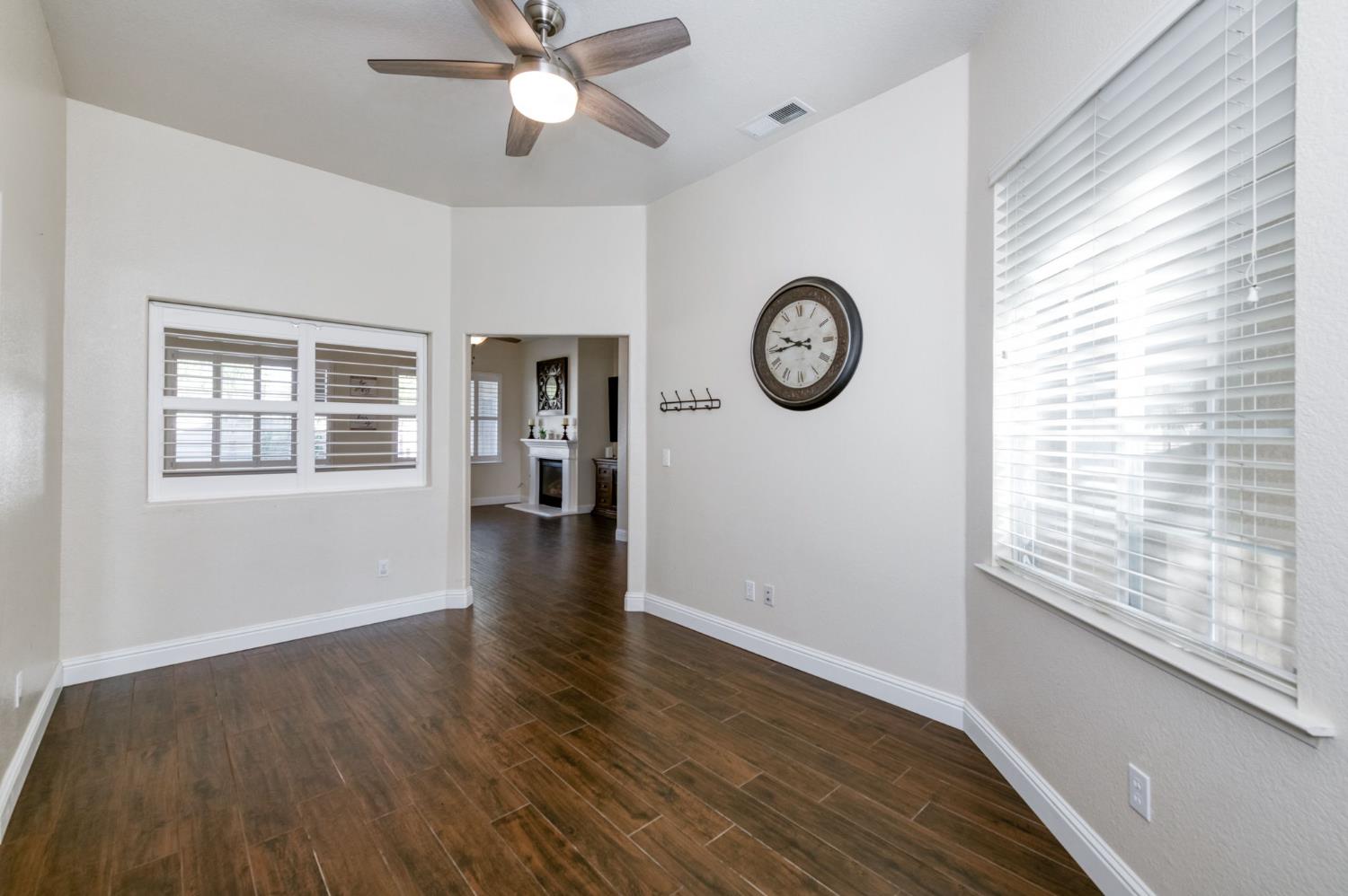 2319 Prescott Avenue Clovis, CA 93619 - Photo 15 of 24