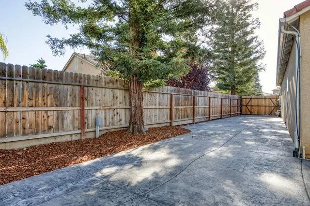 $639,000 | 2319 Prescott Avenue, Clovis, CA 93619