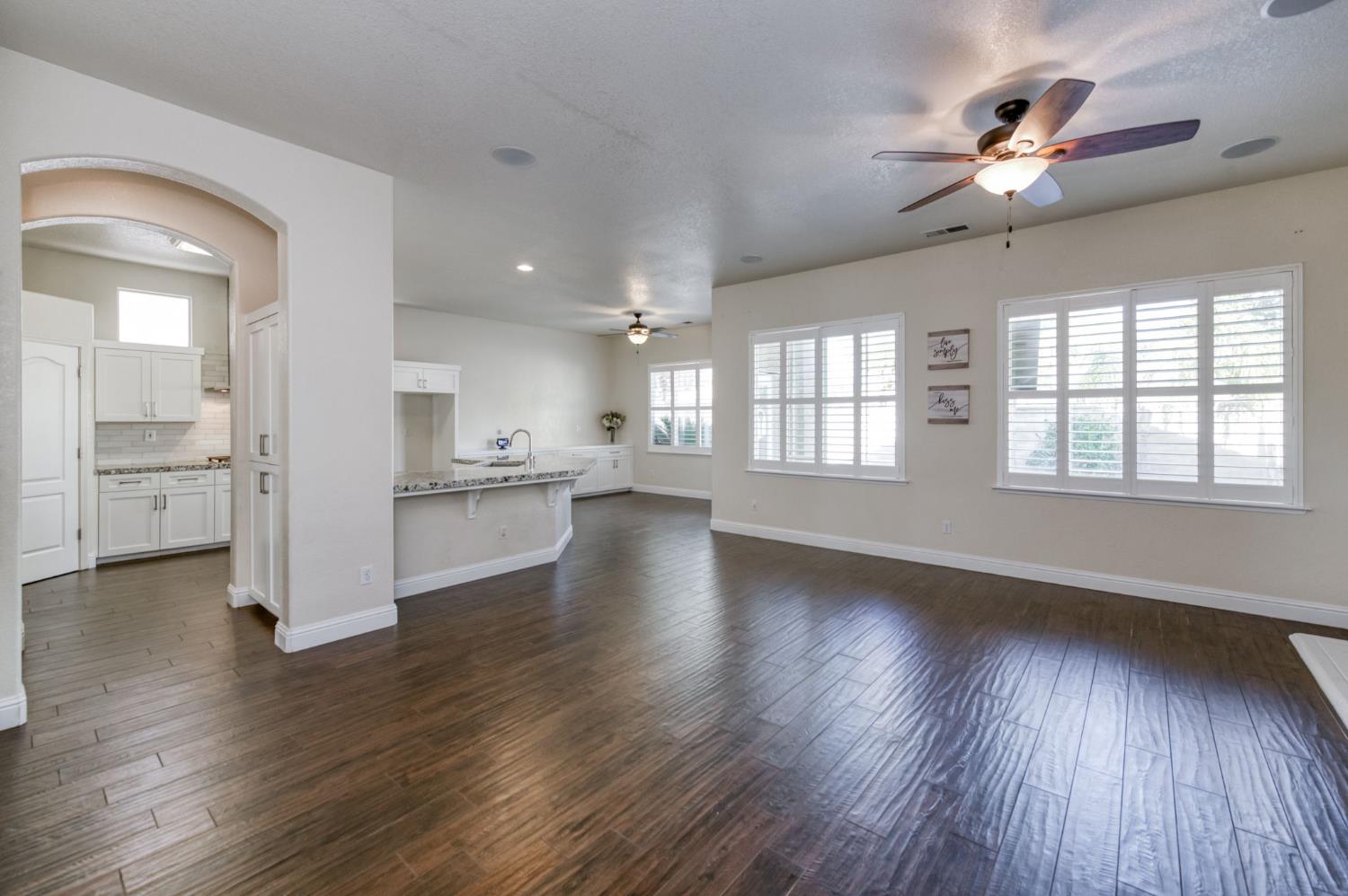 2319 Prescott Avenue Clovis, CA 93619 - Photo 4 of 24