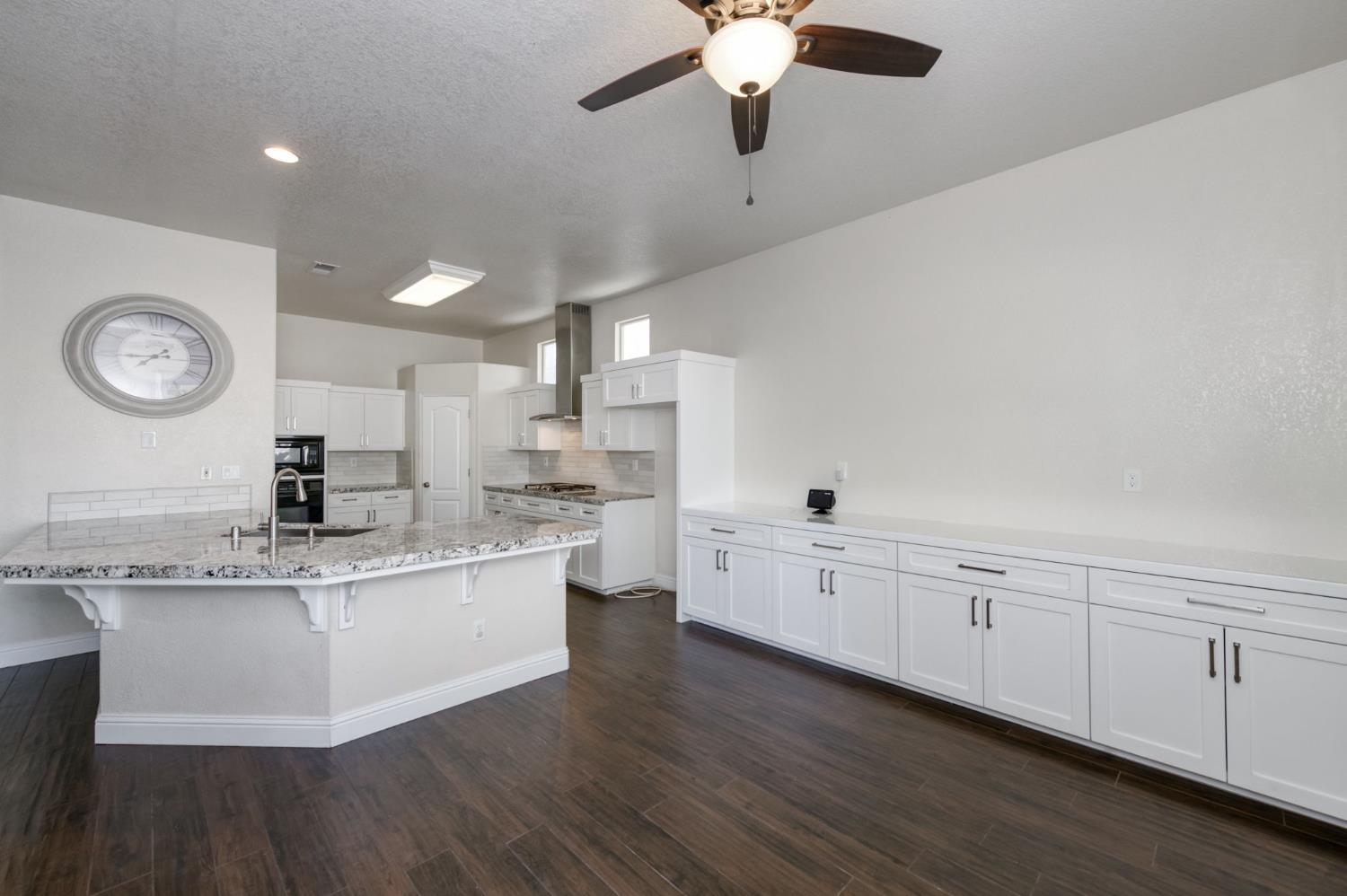 2319 Prescott Avenue Clovis, CA 93619 - Photo 9 of 24