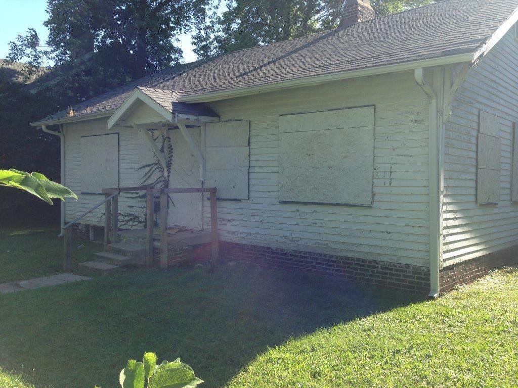 3825 Ruckle Street Indianapolis, IN 46205 - Photo 1 of 9 Gallery Image 1
