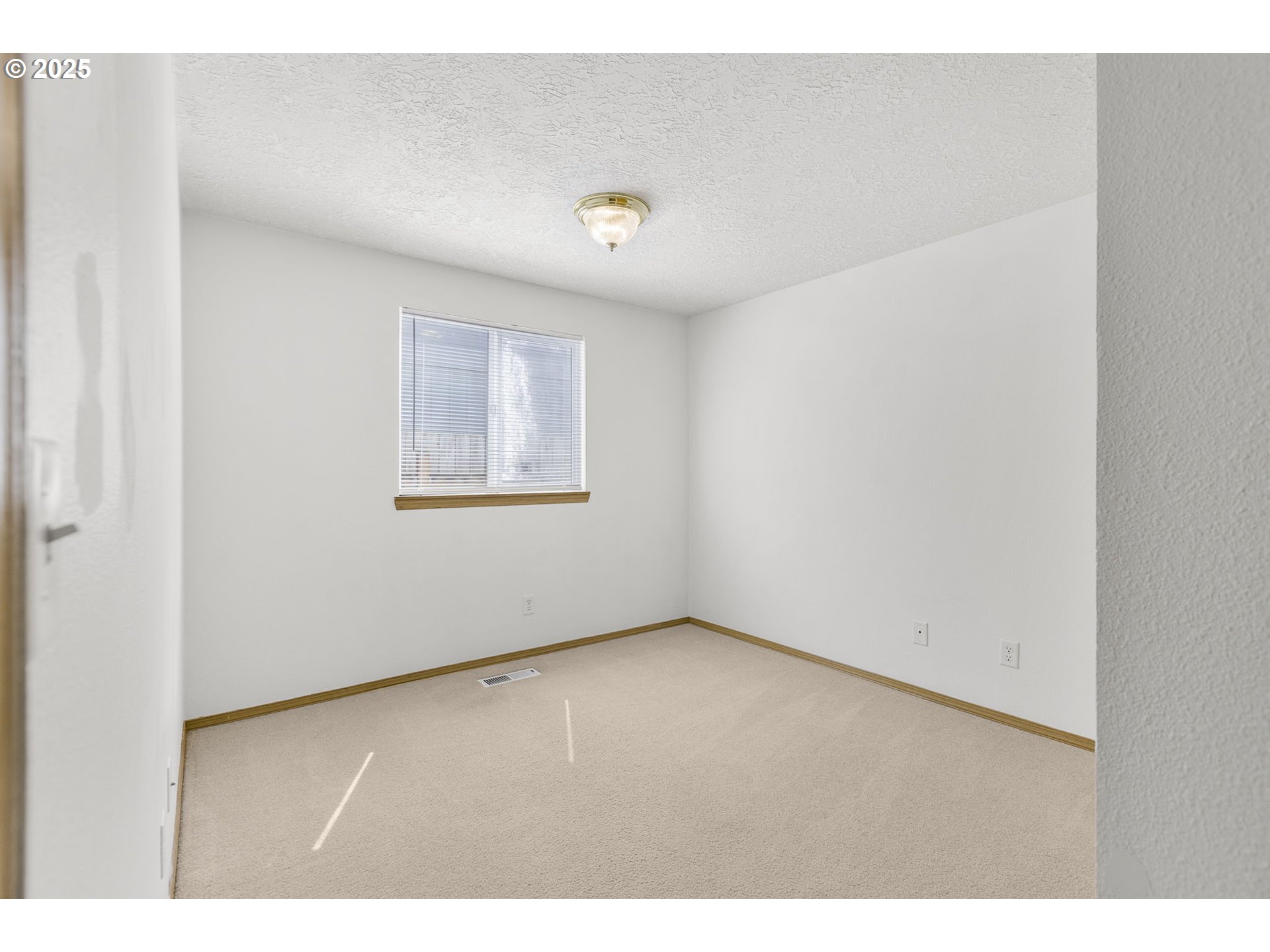 763 Lone Tree Street Northwest Albany, OR 97321 - Photo 23 of 38 Gallery Image 23