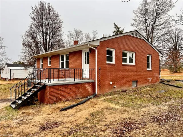 $234,900 | 5026 Harvey Road, Jamestown, NC 27282