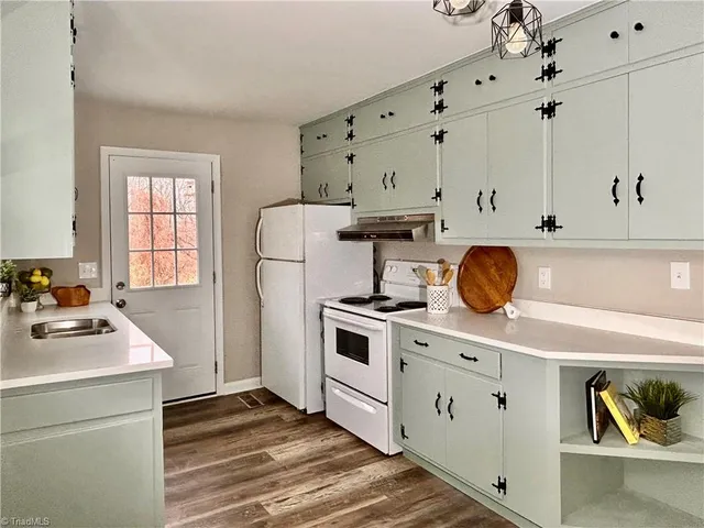 $234,900 | 5026 Harvey Road, Jamestown, NC 27282