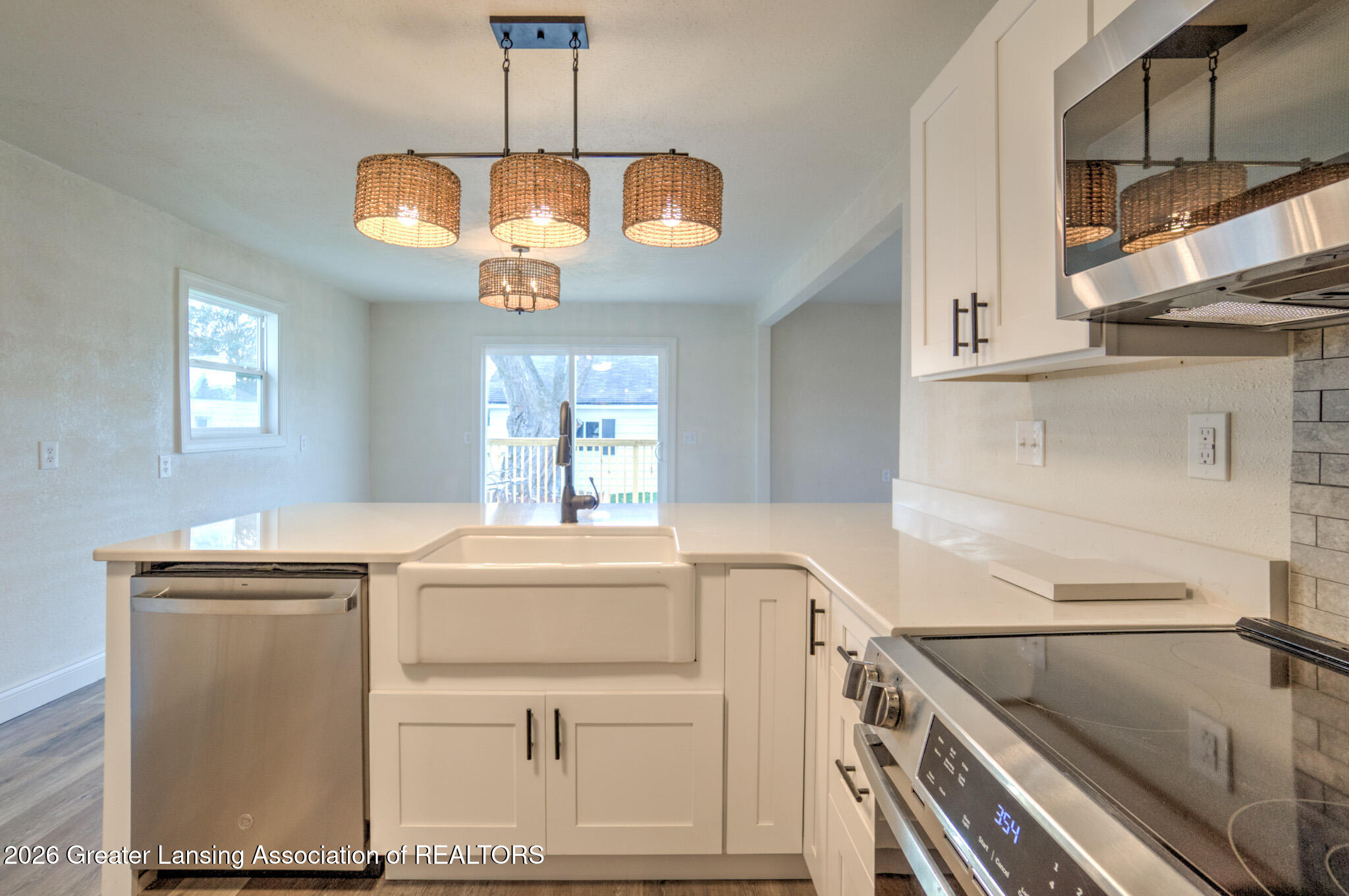 220 Edwards Street Grand Ledge, MI 48837 - Photo 18 of 58 DSC09696_7_8
