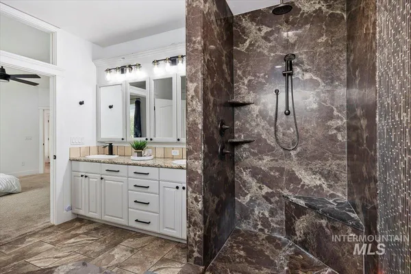 $670,000 | 565 Clearwater Way, Heyburn, ID 83336