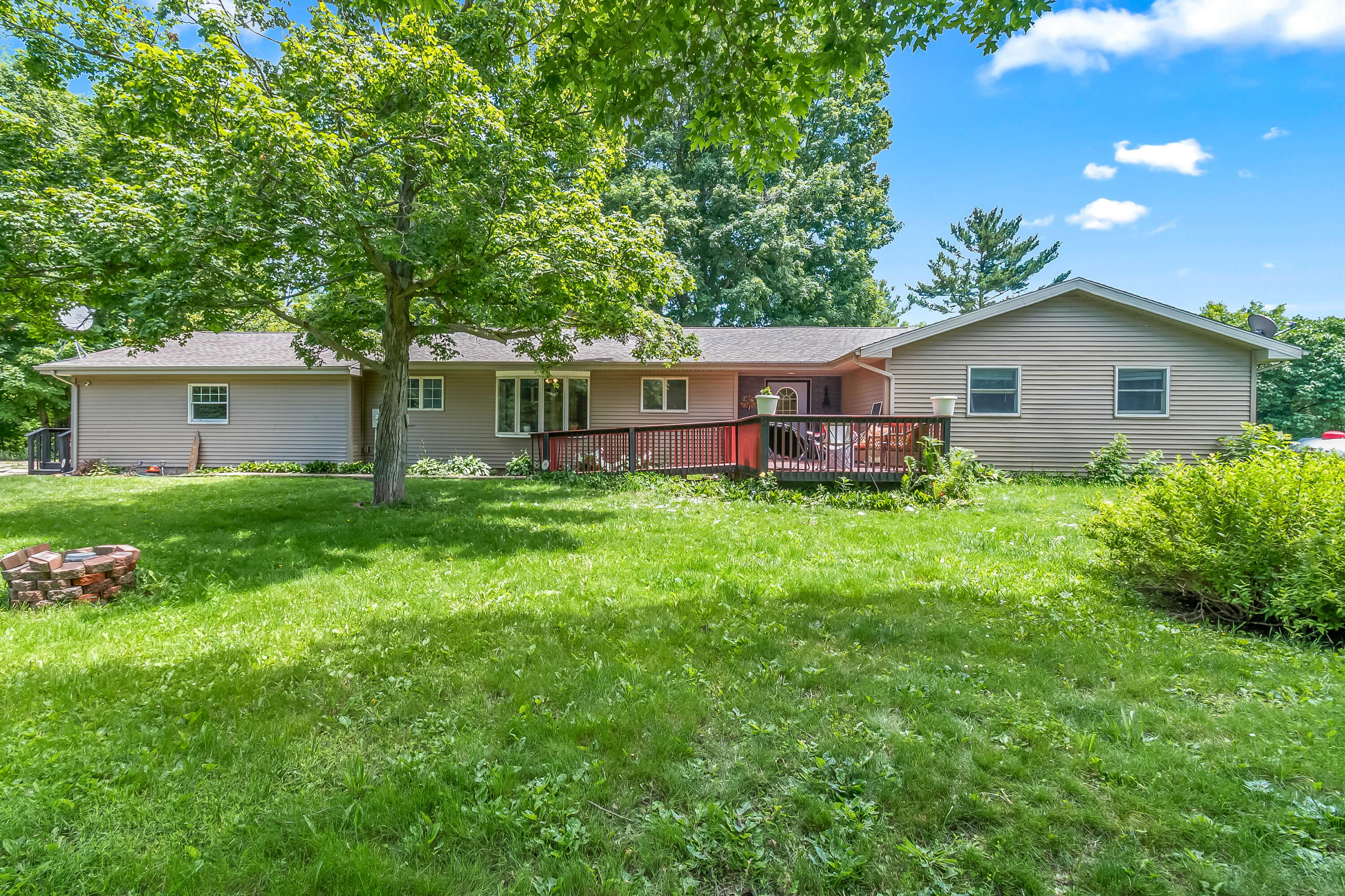 7051 Long Lake Road Reading, MI 49274 - Photo 4 of 54