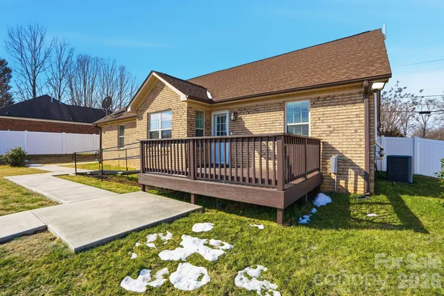 $350,000 | 2122 Centergrove Road, Kannapolis, NC 28083