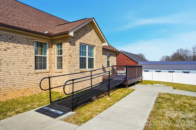 $350,000 | 2122 Centergrove Road, Kannapolis, NC 28083