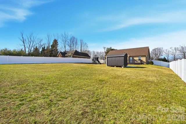 $350,000 | 2122 Centergrove Road, Kannapolis, NC 28083