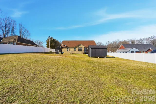 $350,000 | 2122 Centergrove Road, Kannapolis, NC 28083