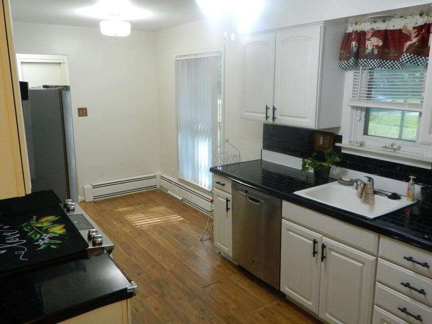 26150 Barbados Road Farmington, MI 48334 - Photo 19 of 39 17