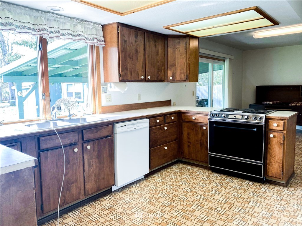 110 East Cindy Road Centralia, WA 98531 - Photo 13 of 28 Gallery Image 13