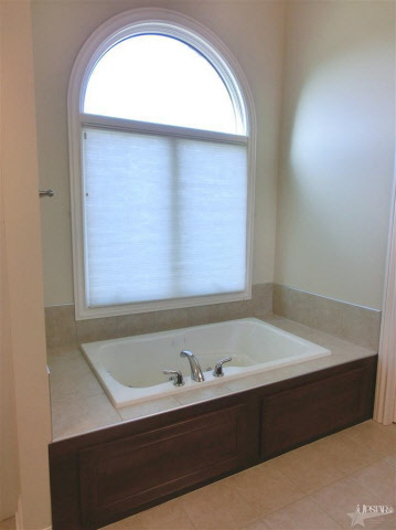 1832 Calais Road Fort Wayne, IN 46814 - Photo 9 of 22 Gallery Image 9