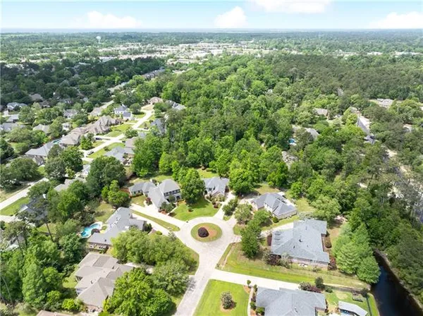 $799,000 | 1 Spanish Moss Court, Mandeville, LA 70471