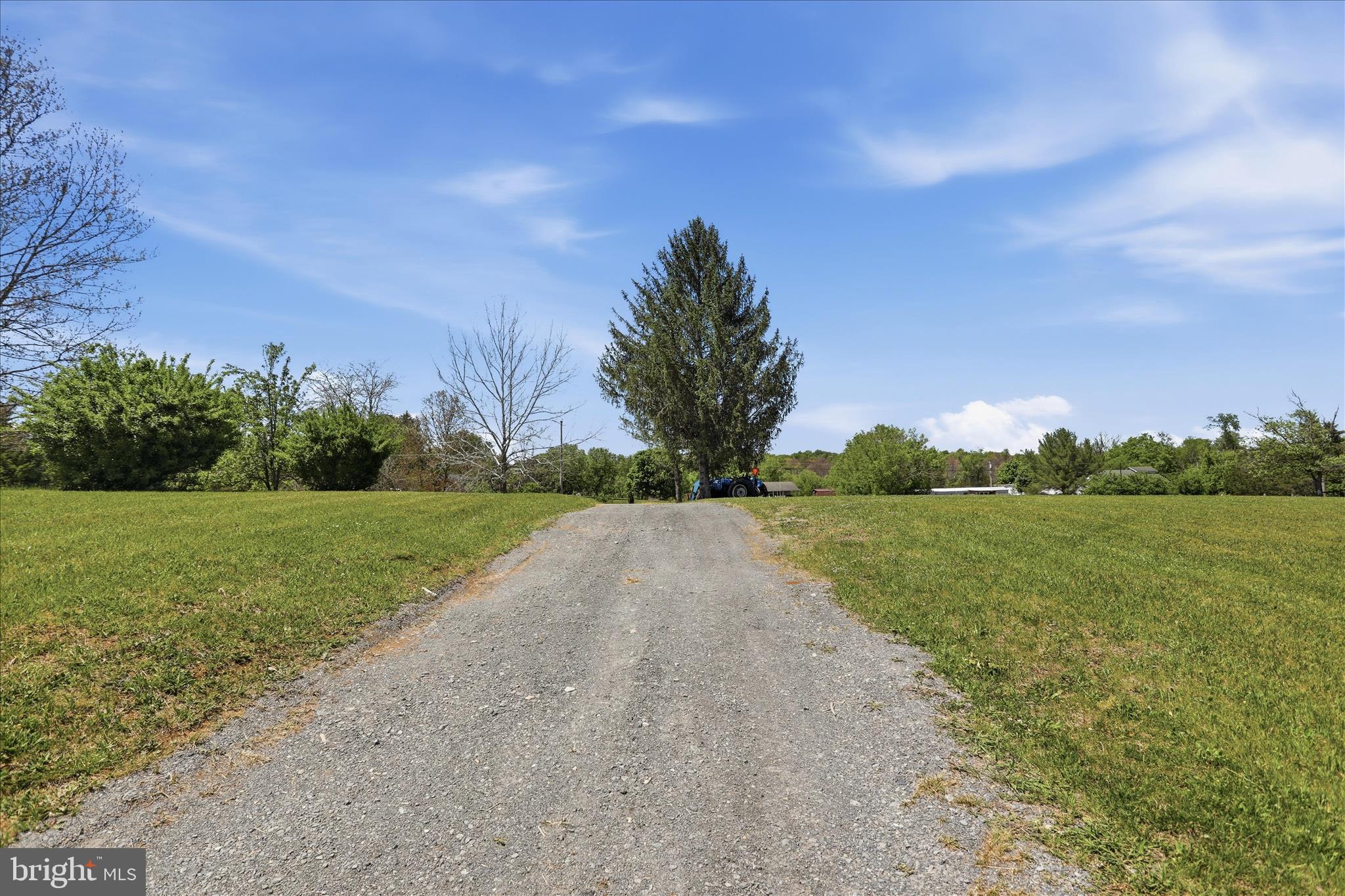 266 Big Spring Drive Kearneysville, WV 25430 - Photo 29 of 35 driveway