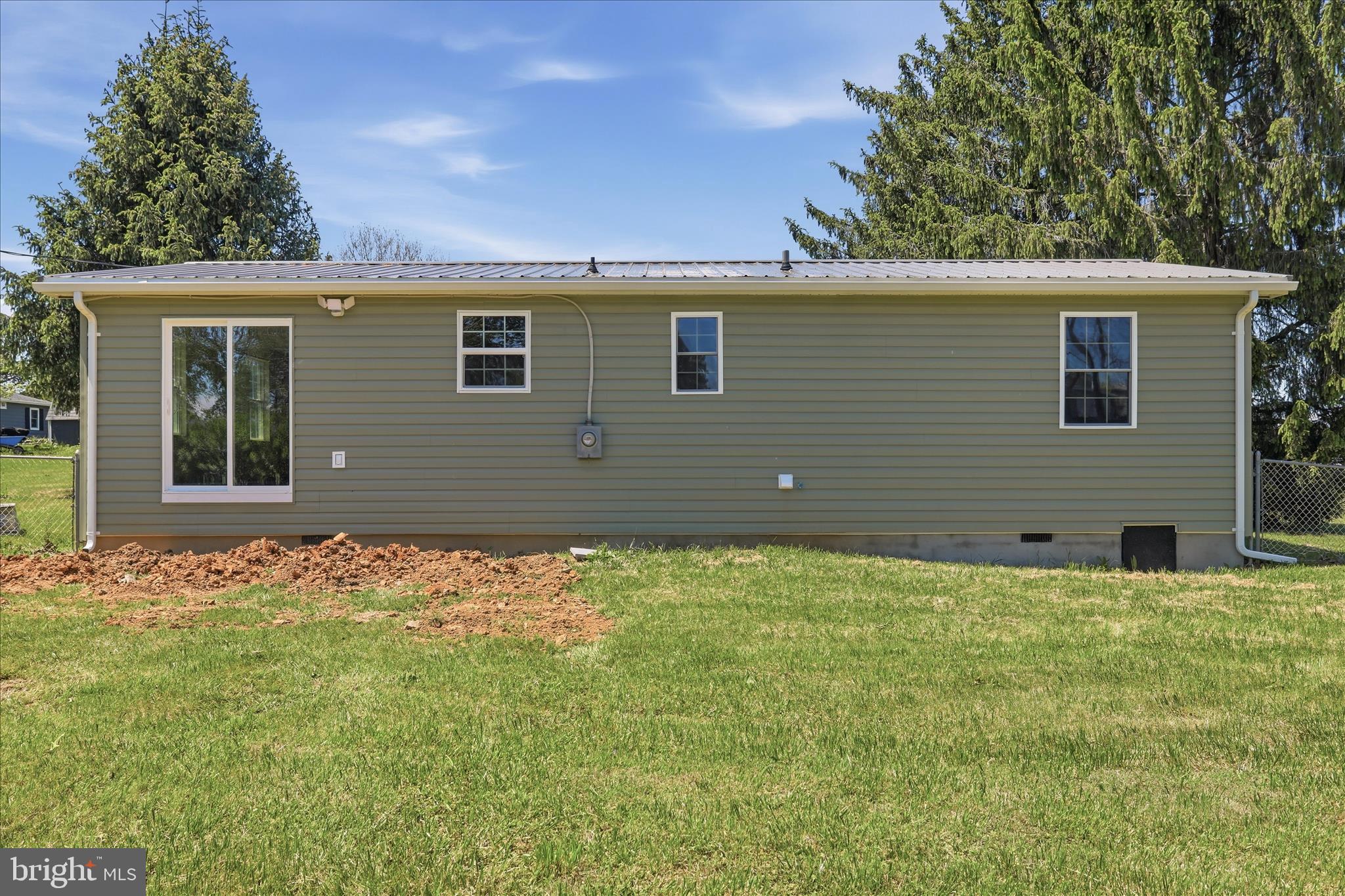266 Big Spring Drive Kearneysville, WV 25430 - Photo 32 of 35 rear exterior