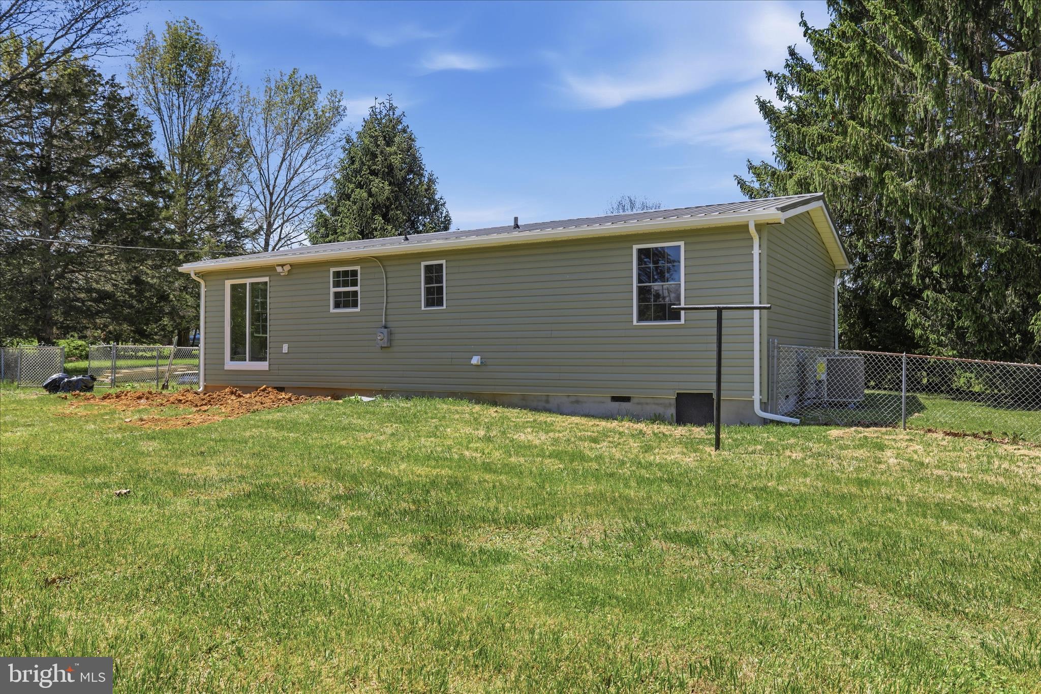 266 Big Spring Drive Kearneysville, WV 25430 - Photo 34 of 35 rear exterior