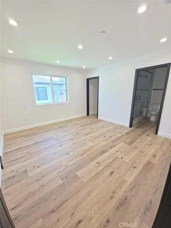 $3,900 | 7331 Vanalden Avenue, Reseda, CA 91335