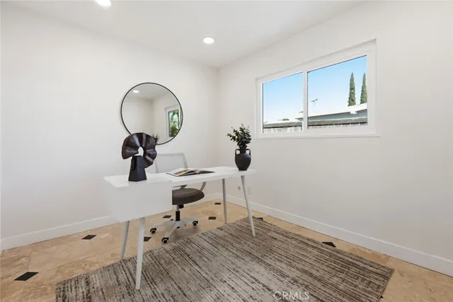 $1,049,888 | 4862 Kings Way, San Diego, CA 92117