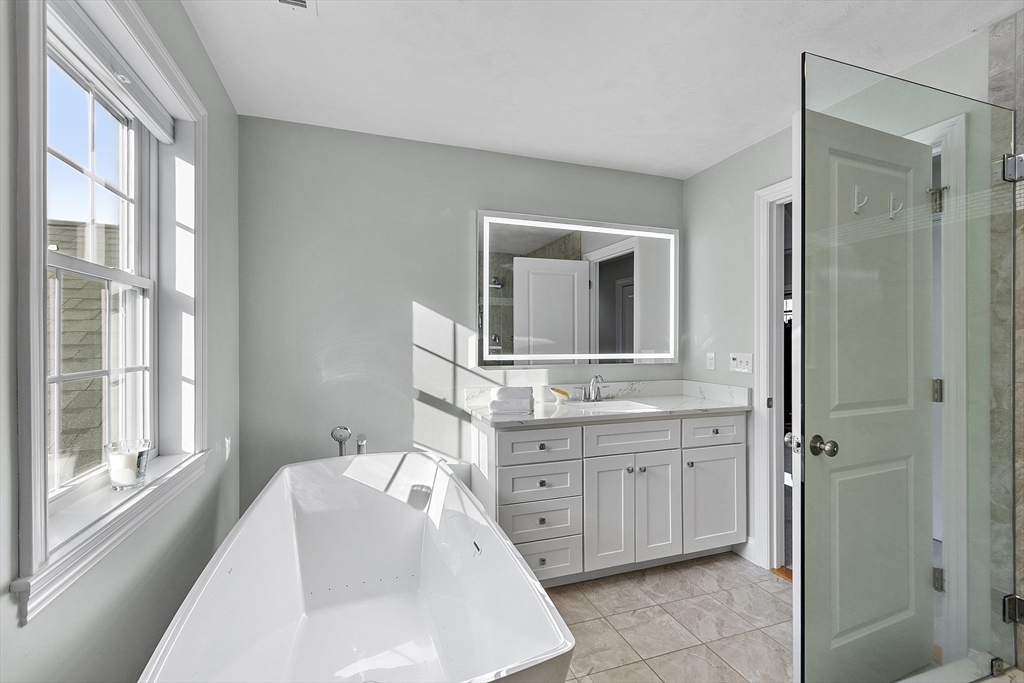 27 Spring Road Westborough, MA 01581 - Photo 33 of 41