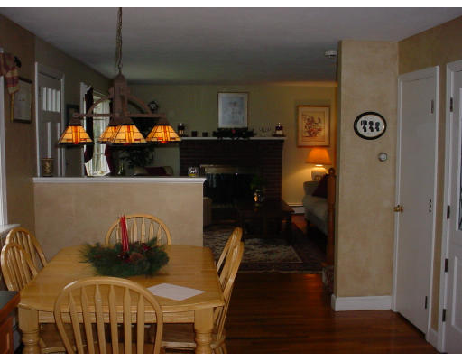 11 Old Farm Road Scituate, MA 02066 - Photo 4 of 19 Gallery Image 4