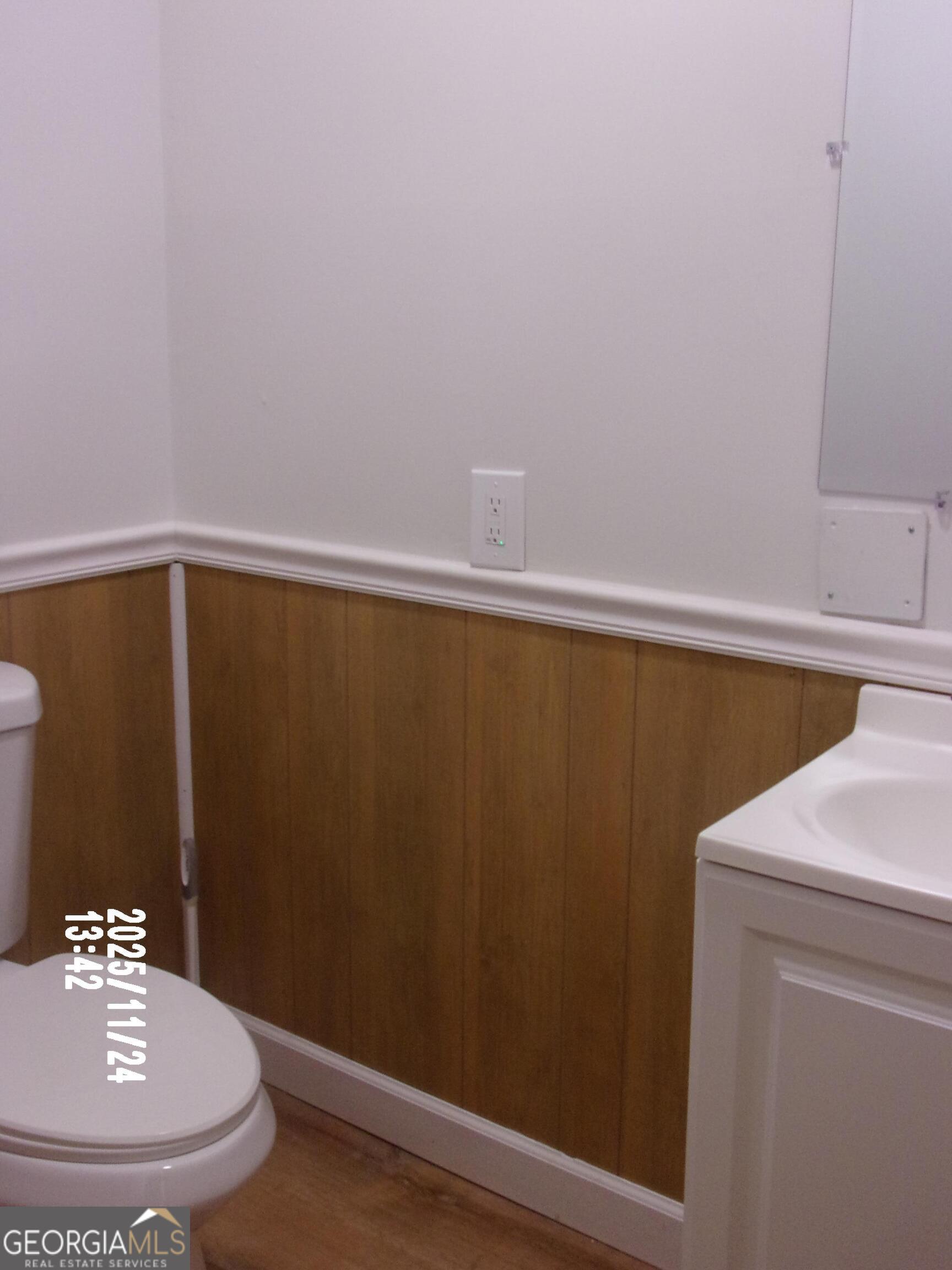 781 North Delray Road Thomaston, GA 30286 - Photo 43 of 63 a bathroom with a sink and a mirror