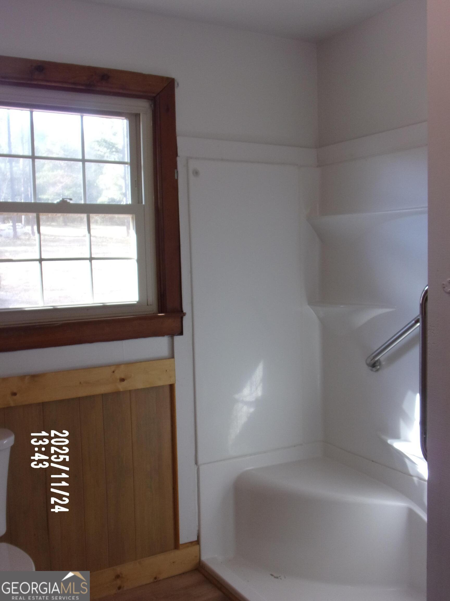 781 North Delray Road Thomaston, GA 30286 - Photo 46 of 63 a view of walk in closet with window