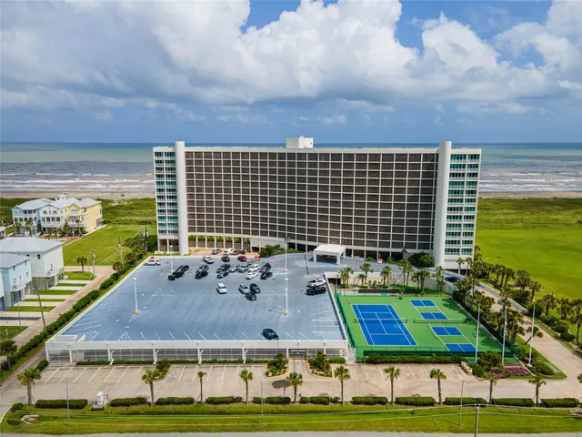 $364,999 | 1401 East Beach Drive, Unit 809, Galveston, TX 77550